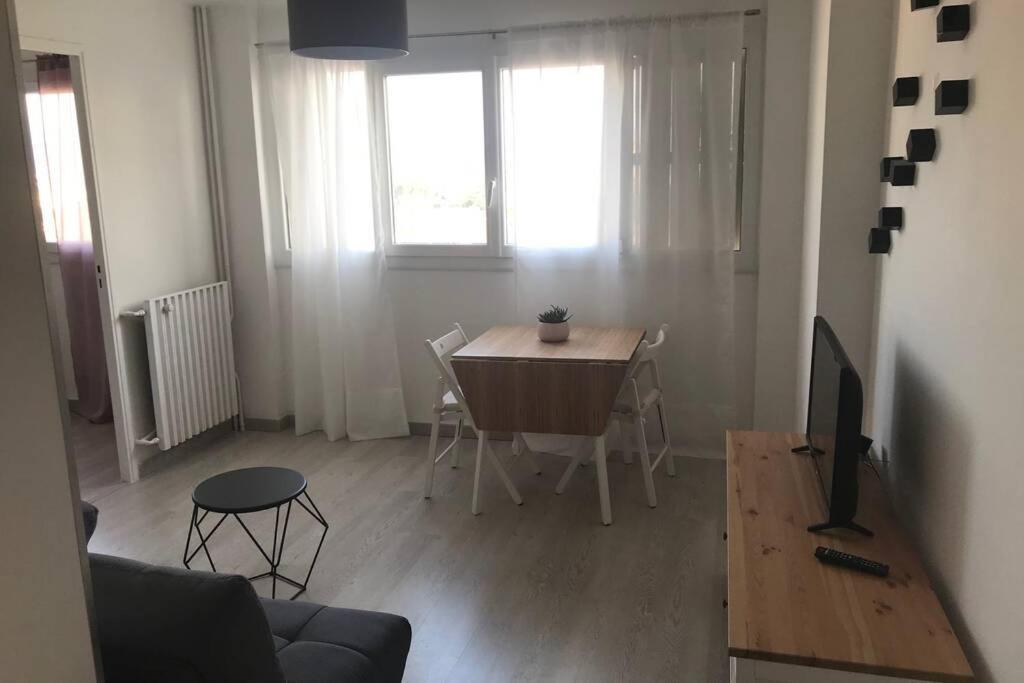 Bel Appartement T3 Mourillon A 5 Min Des Plages - Vue Mer Toulon Bagian luar foto
